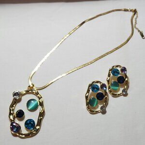 Beautiful eclectic necklace & earrings gold tone blue purple NWOT